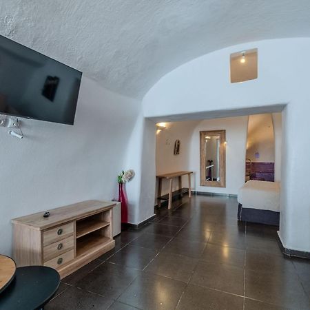 Aroma Suites Fira  Exteriör bild