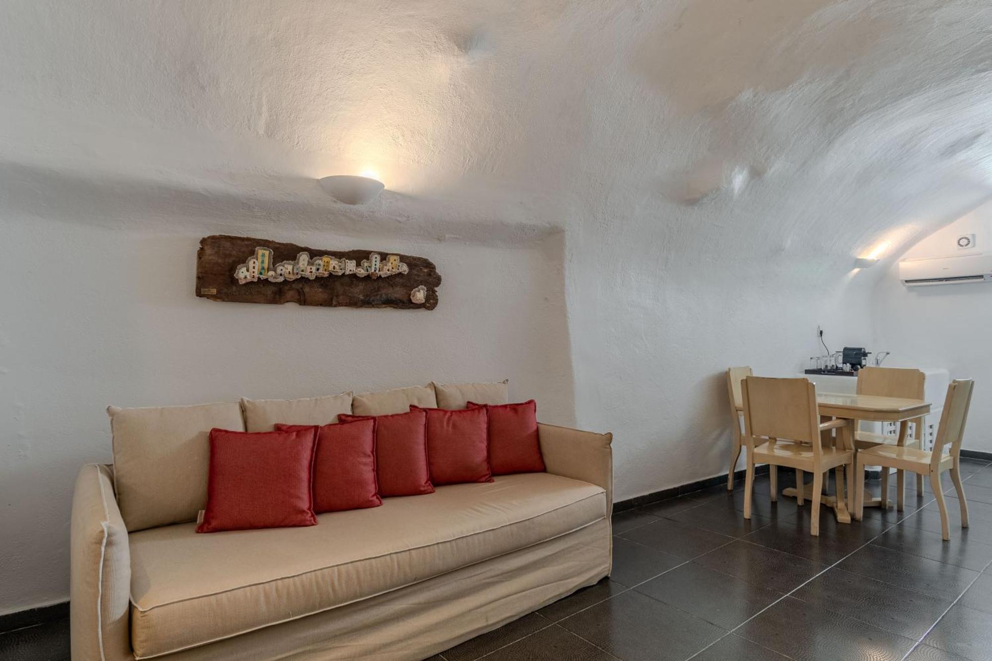 Aroma Suites Fira  Exteriör bild