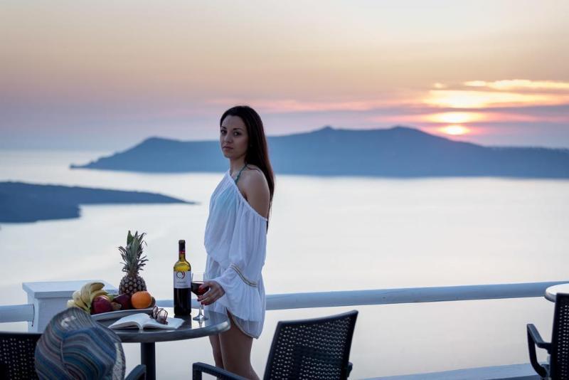 Aroma Suites Fira  Exteriör bild
