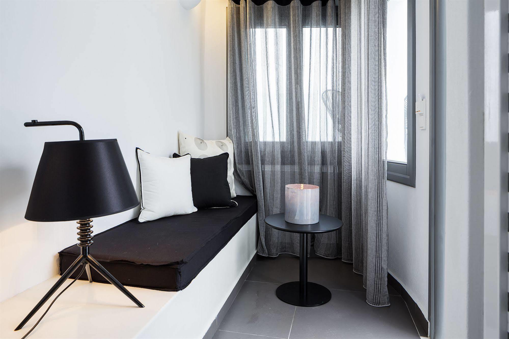 Aroma Suites Fira  Exteriör bild