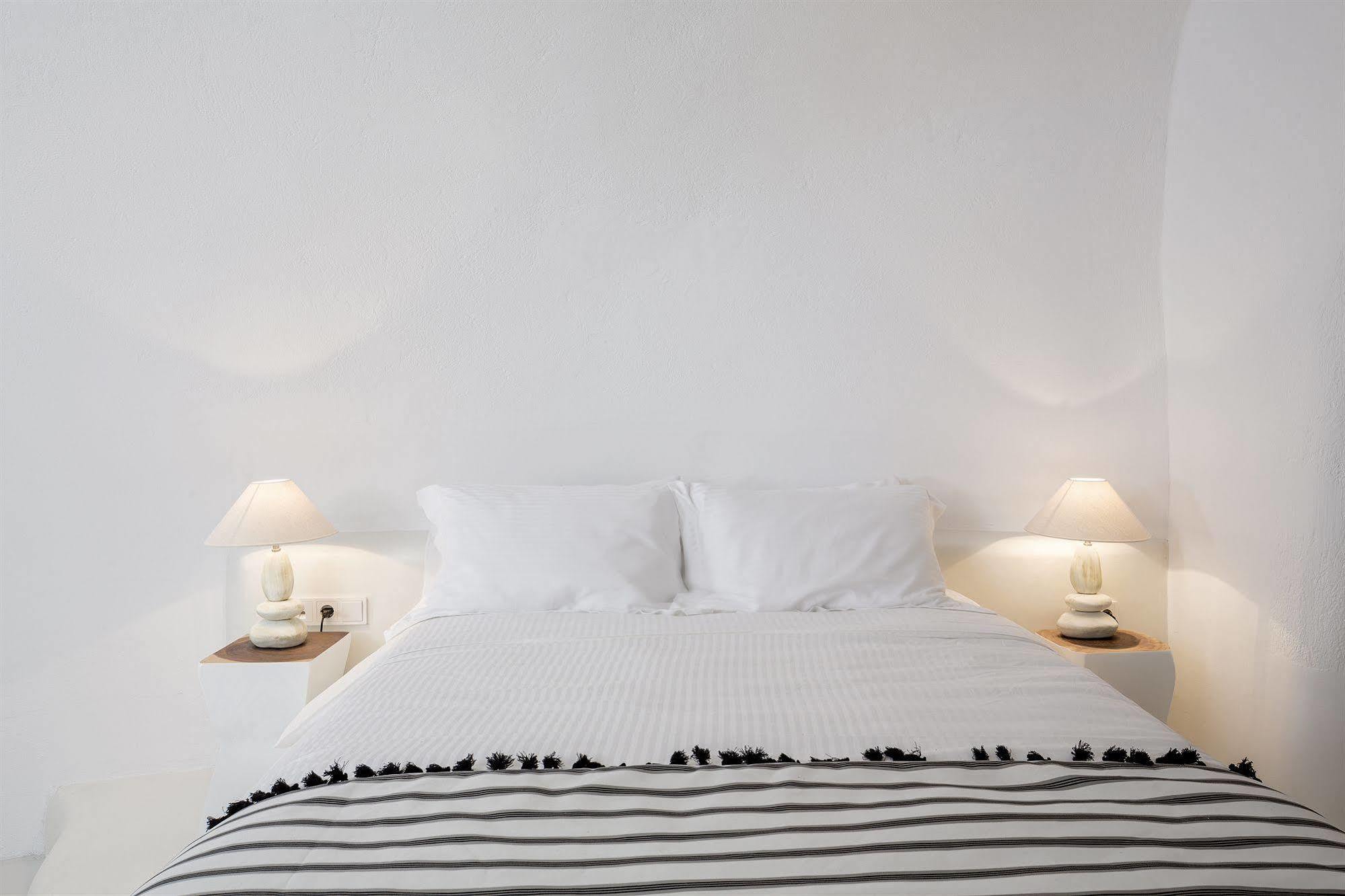 Aroma Suites Fira  Exteriör bild